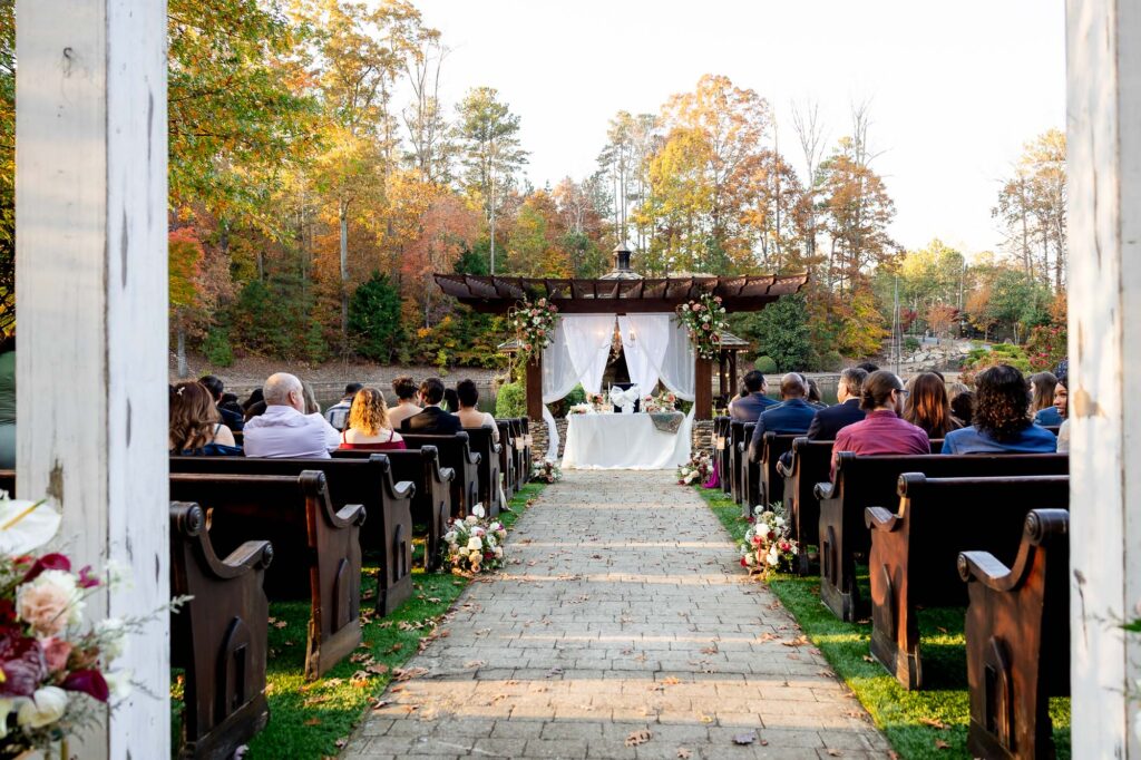 wedding ceremony at Rocky's Lake Esate