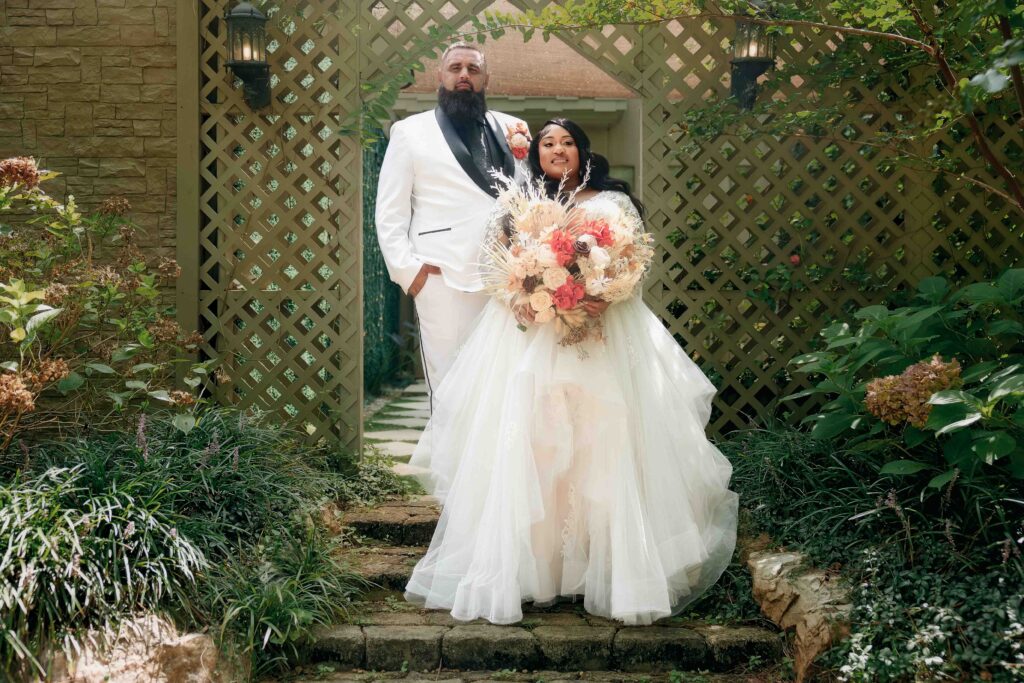 wedding portraits at Castle at Wildwood gardens