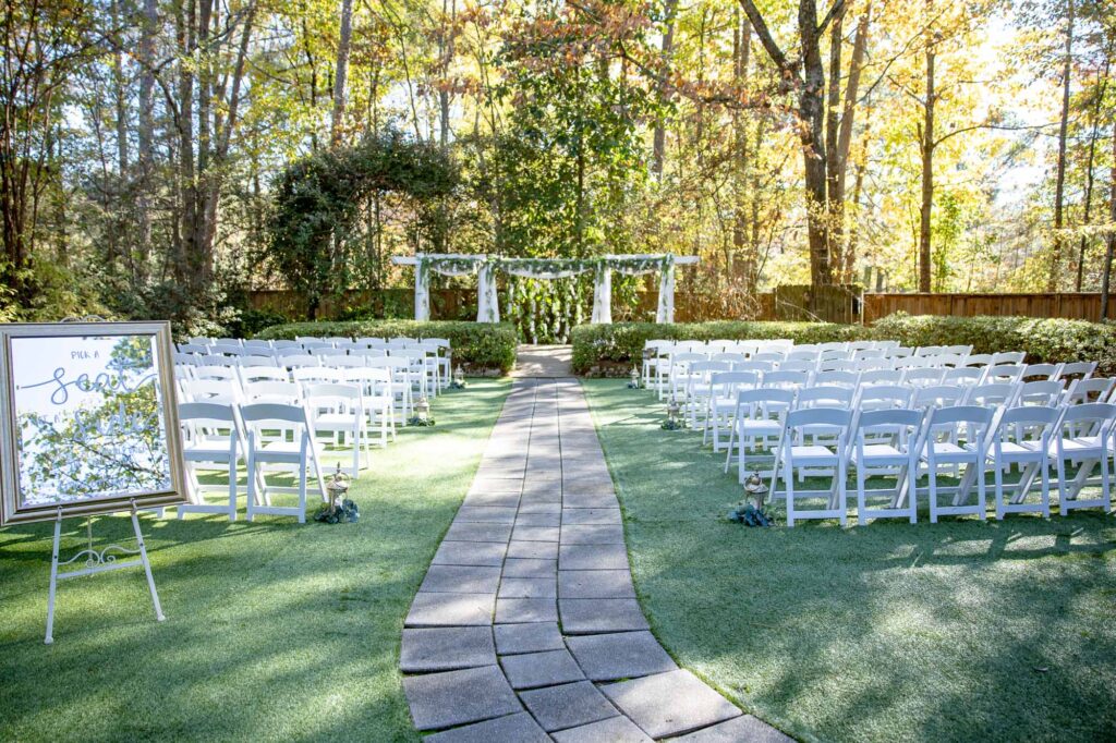 ceremony area at four oaks manor