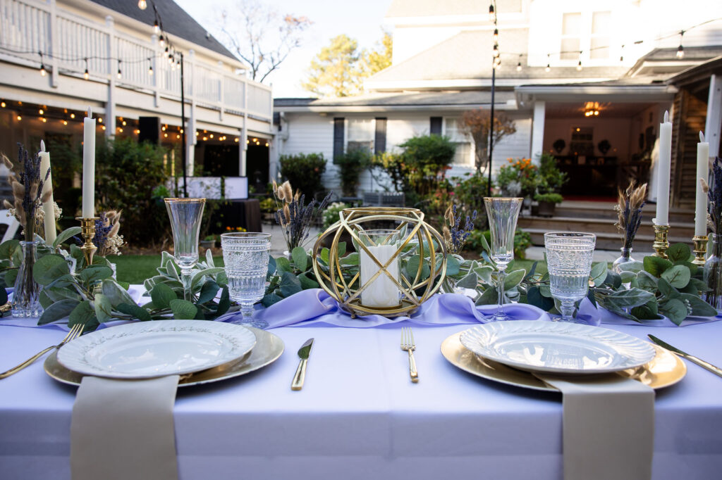 sweetheart table at a wedding at four oaks manor